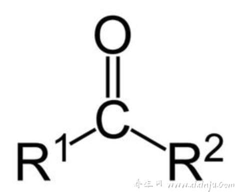 羰基和酮基的区别,酮基是一个碳原子与一个氧原子形成双键