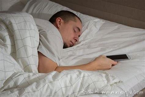 睡觉手机放枕边辐射更大更容易致癌吗
